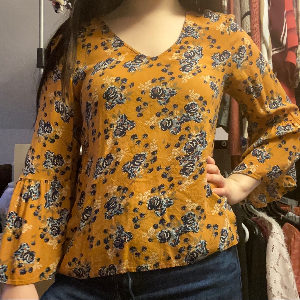 Long Sleeve Floral Blouse